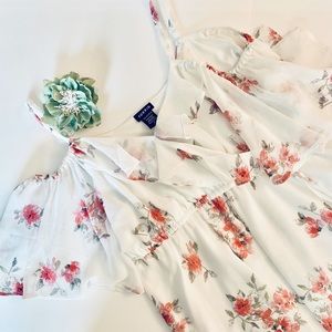 TORRID | floral cold shoulder top